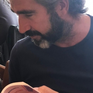 MENTRE RECITO L'ANGELI A UNA BAMBINA....